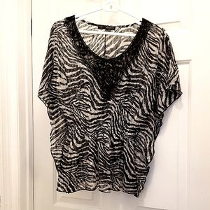 Womens Zebra striped blouse. Size:Large
